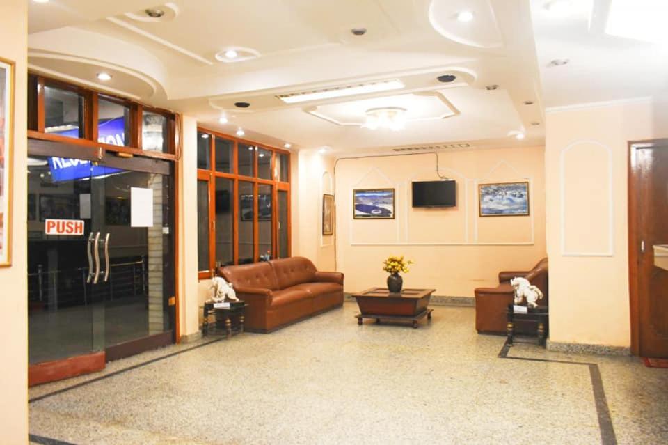 Hotel Kalinga Intercontinental Manali Exterior photo