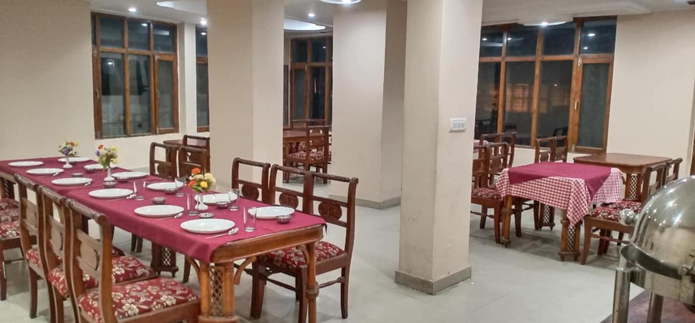 Hotel Kalinga Intercontinental Manali Exterior photo